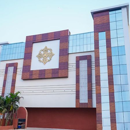 Hotel Middleton Nxt 布巴内什瓦尔 外观 照片