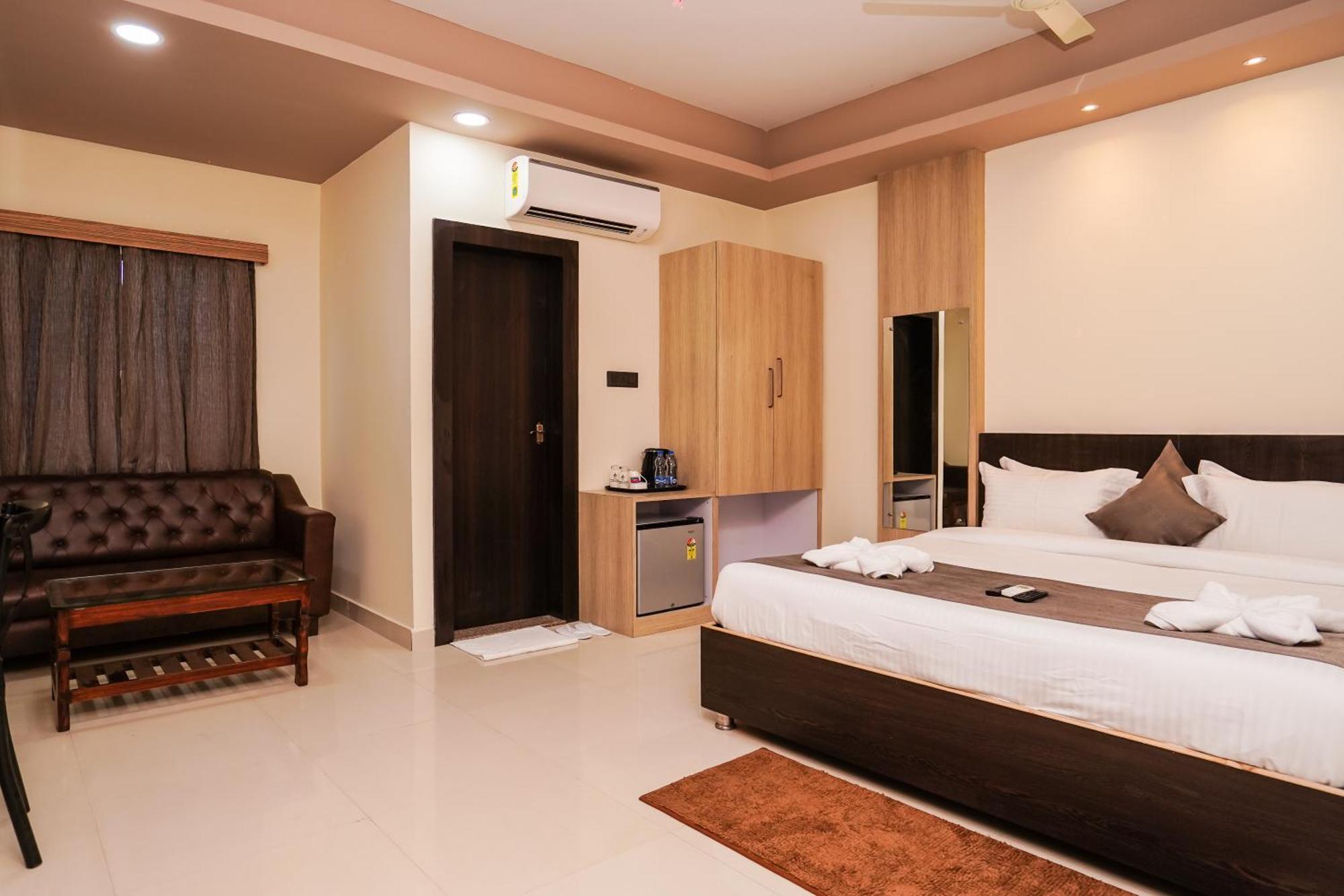 Hotel Middleton Nxt 布巴内什瓦尔 外观 照片